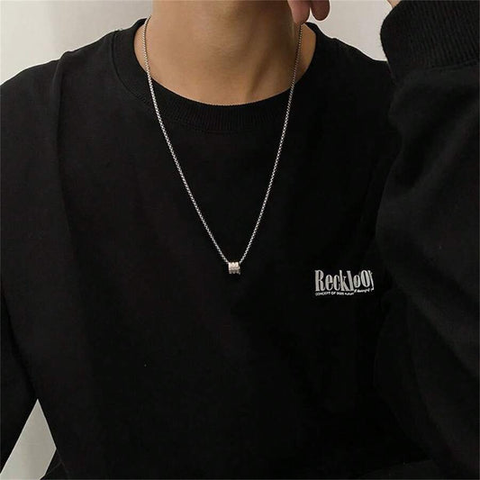 Collar con Dije minimalista